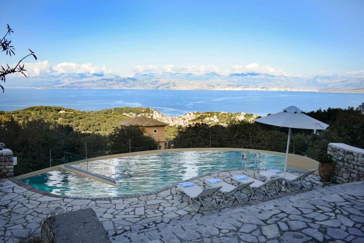 Villa The Hillside Villas, Stunning Views & Private Pool